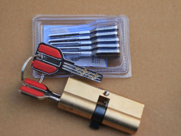 桃源24小时上门开锁公司